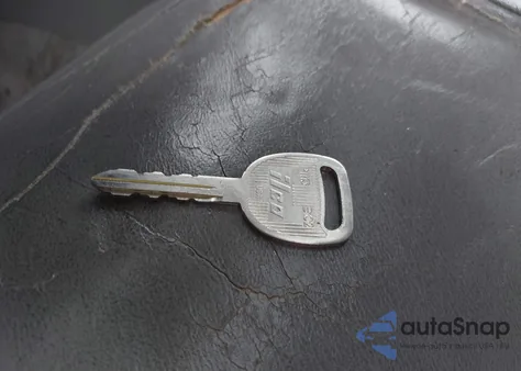 2005 GMC Yukon Slt from USA, damaged, VIN 1GKEK13T45R164872